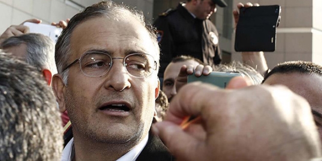 'Algı yönetimini sağlayan imam Ekrem Dumanlı'