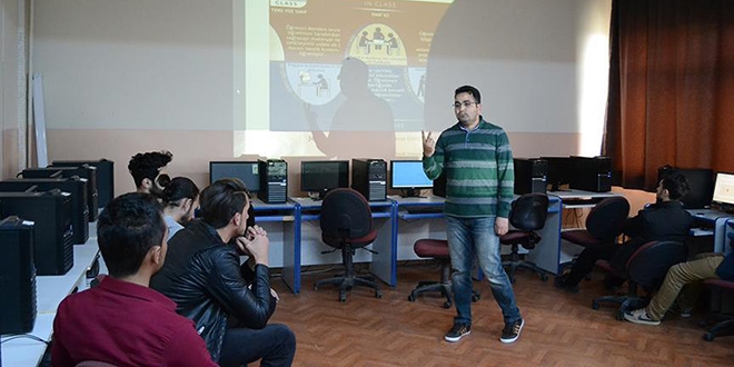 Gen�ler derslere video izleyerek haz�rlan�yor