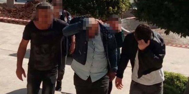 Adıyaman'da 30 paket esrar ele geçirildi