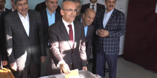 Mehmet Şimşek: Artık söz de, karar da milletin