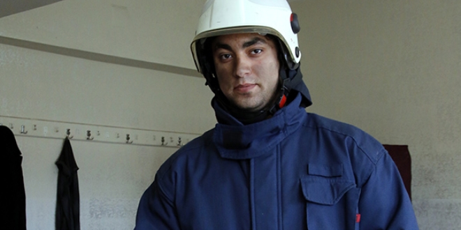 Önce yangına sonra sandığa gittiler