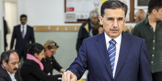 Ankara Vaisi Topaca oyunu kullandı