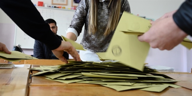 Referanduma rekor kat�l�m