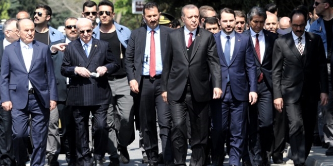 Erdoğan, kabir ziyaretinde talimatı verdi