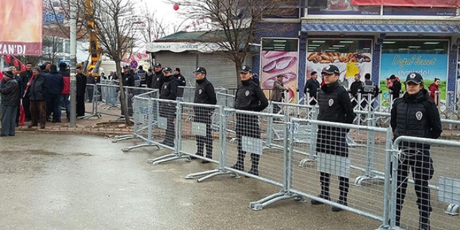 Mitinglerde 95 bin polis grev yapt