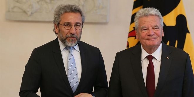 Can Dündar'dan tehdit içerikli tweet