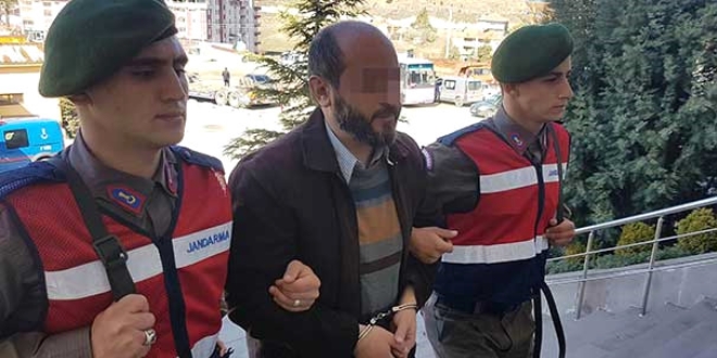 El Kaide sanığı imamlık yaparken yakalandı