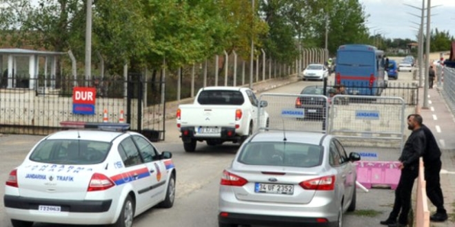 Menemen Cezaevi yöneticileri hakkında suç duyurusu