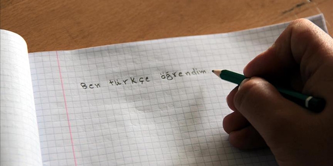 T�rk�e, Cezayir de se�meli ders olarak kabul edildi