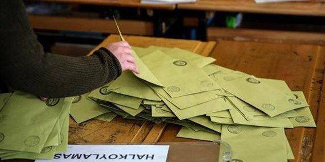 'İhraç-sürgün endişesi' oyları düşürdü