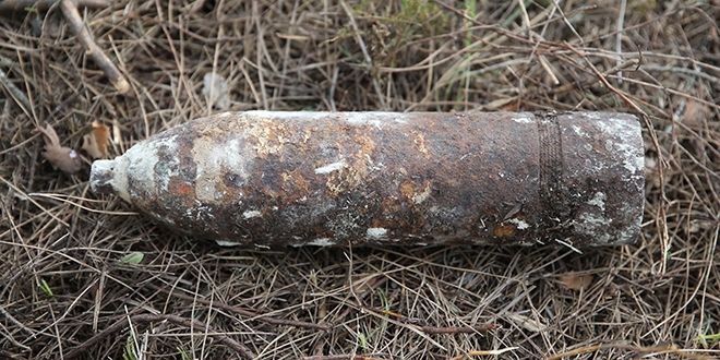 Çanakkale'de patlamamış top mermisi bulundu