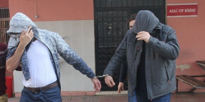 Adana'daki DEA operasyonu: 2 kii tutukland