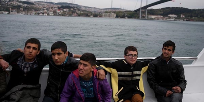 Şehirlerinden ilk kez çıktılar, Boğaz'ı ve İstanbul'u gezdiler