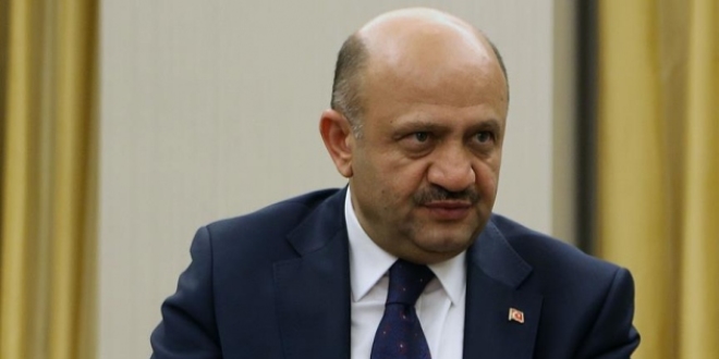 Işık: Yunan Savunma Bakanı şov yapıyor