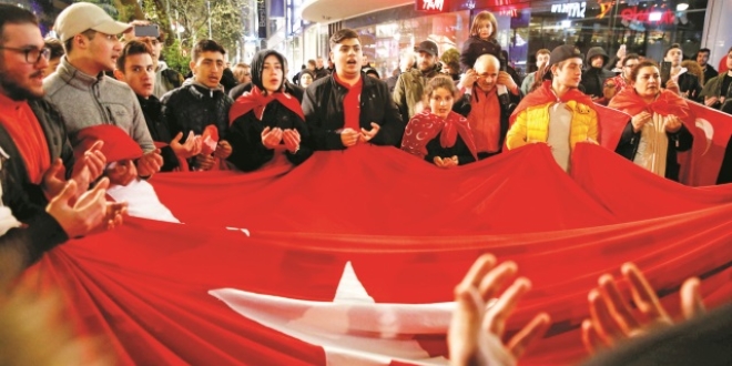 Gurbetçilere pasaport şantajı