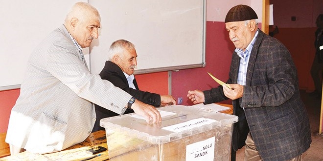 Post-referandum T�rkiye'si ve K�rtlerin d�rd�nc� kez uzatt��� el