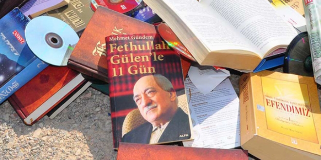 Edirne'de köprü altında FETÖ kitapları bulundu