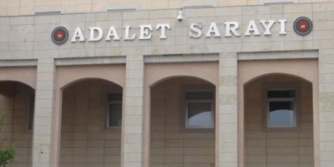 Kırşehir'de tutuklu 28 eski polisten 1'i tahliye edildi