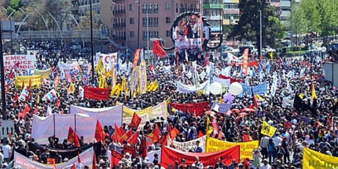 Ankara'da 1 May�s'ta �anta ve po�et yasa��
