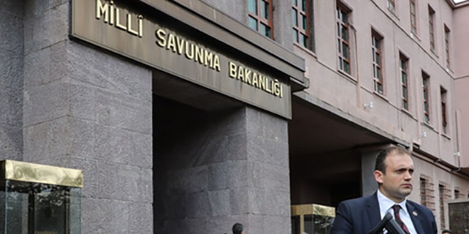 Bakanlık çalışanlarının soruşturmasını MİT yapacak