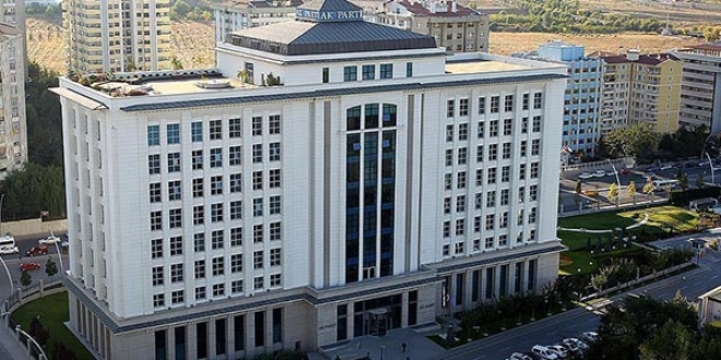 AK Parti MKYK toplant�s� sona erdi