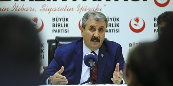 Destici: ��sizin paras�na el at�lmas�n