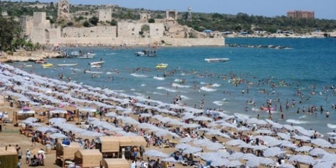 Turizmcilerin 'as�ls�z tazminatlara' �are aray���