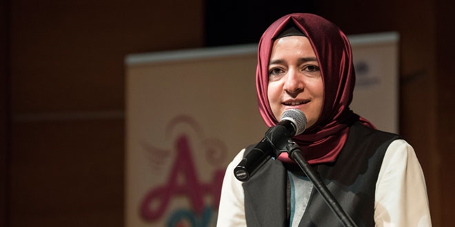 Bakan Kaya, TEOG'da başarı elde eden kardeşleri ağırladı