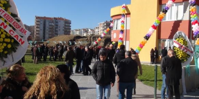 Edirne'de Özel Eğitim Sosyal Yaşam Merkezi açıldı