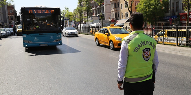 FETÖ'den aranan şüpheli yol uygulamasında yakalandı