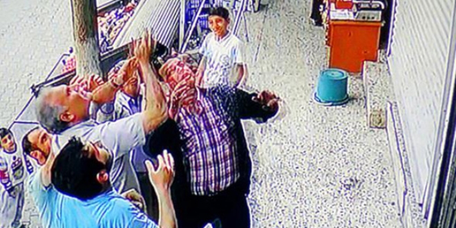 Balkondan düştü... Böyle yakaladılar