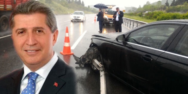 TBMM eski Başkanı Toptan trafik kazası geçirdi