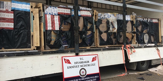 Diyarbakır'da 140 bin paket kaçak sigara ele geçirildi