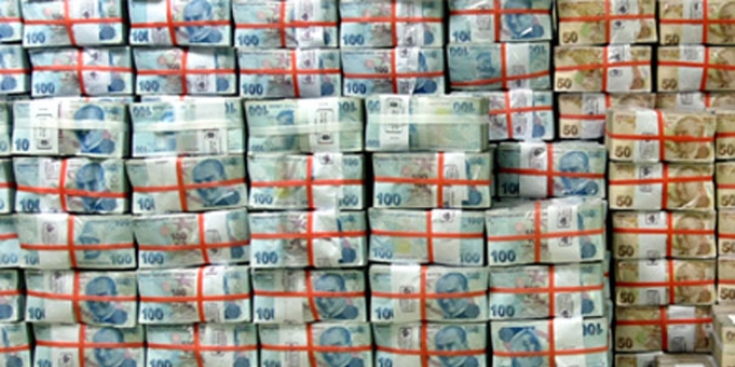 Hazine nakit dengesi 3 milyar 612 milyon lira açık verdi