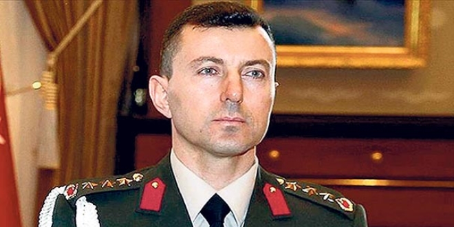 Külliyede 3 yaverle toplantı yapmış