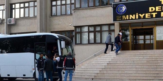 Denizli'de gözaltına alınan 15 mahrem imam tutuklandı