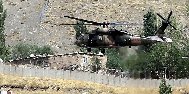 Hakkari'de 3 asker yaralandı