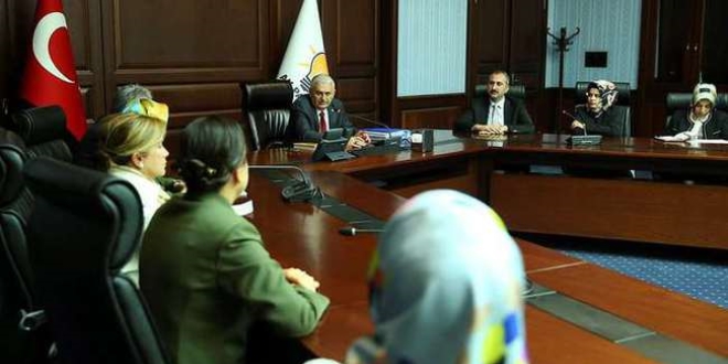 AK Parti MYK toplant�s� sona erdi