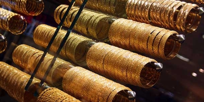 Alt�n�n kilogram fiyat� 140 bin lira oldu