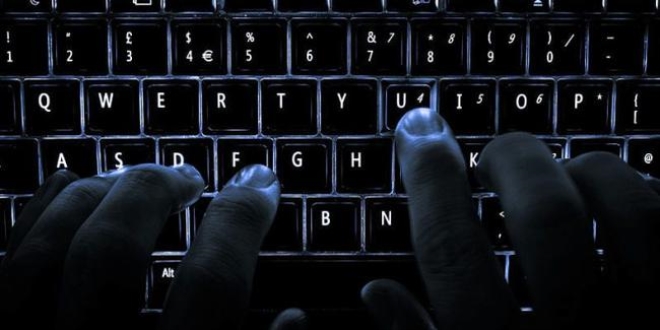 Korsan film paylaşanın interneti 6 ay yavaşlatılacak