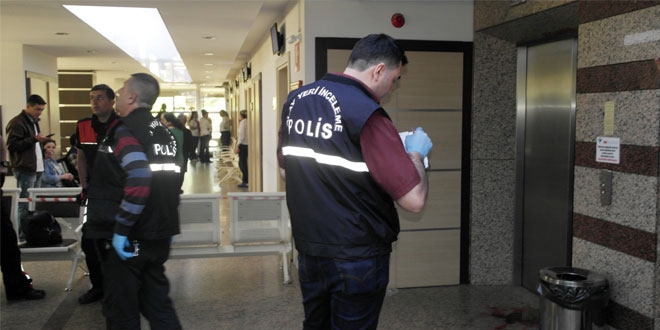 Trafikte hamile doktora silahlı saldırı