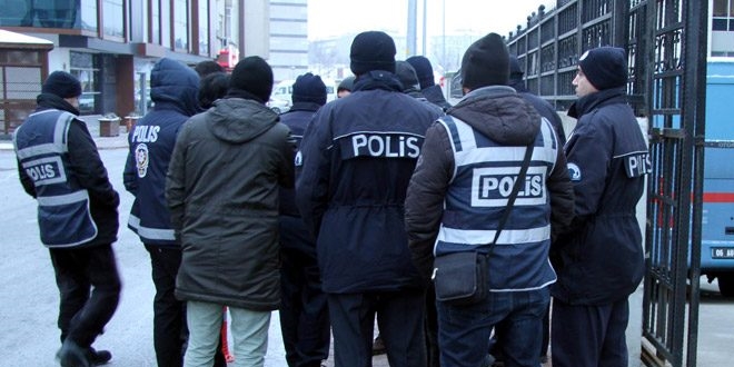 Bilecik'te gzaltna alnan 3 kamu grevlisi tutukland