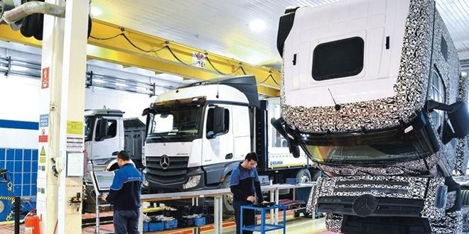 Mercedes'in kamyonlarına onayı Türkiye verecek