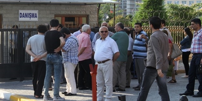 Adli Tıp Kurumu önünde acı bekleyiş