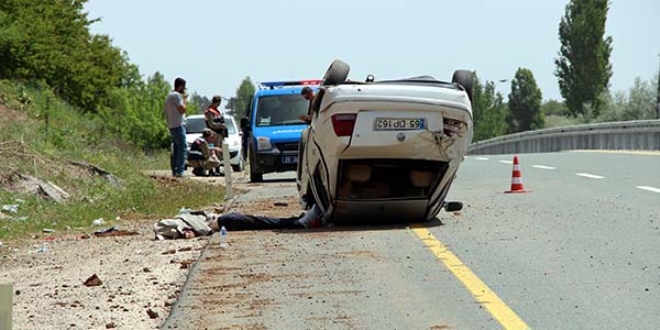 Elazığ'da trafik kazası: 1 ölü, 3 yaralı