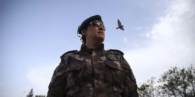 İki kutsal görevi bir arada yürütüyorlar