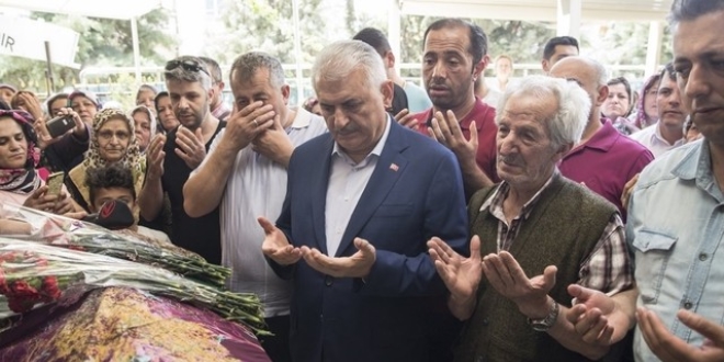Muğla'daki kazada hayatını kaybedenler uğurlanıyor