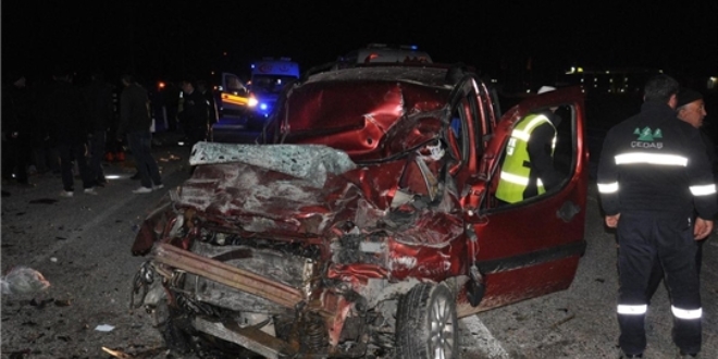 Yozgat'ta trafik kazas�: 1 �l�, 4 yaral�