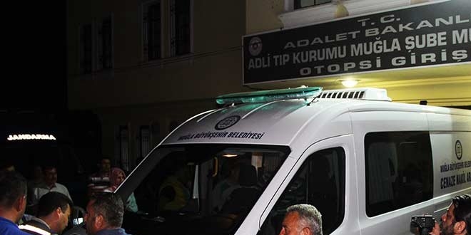 'Hakk�n�z� helal edin' notu b�rakan bek�i intihar etti