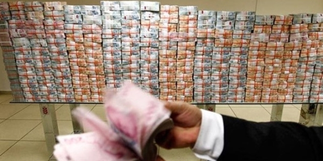 Türkiye'de 4.5 milyon kişi borç batağında
